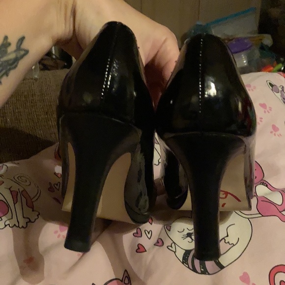 Apt. 9 - Size 8 Black High Heels - Picture 5 of 7